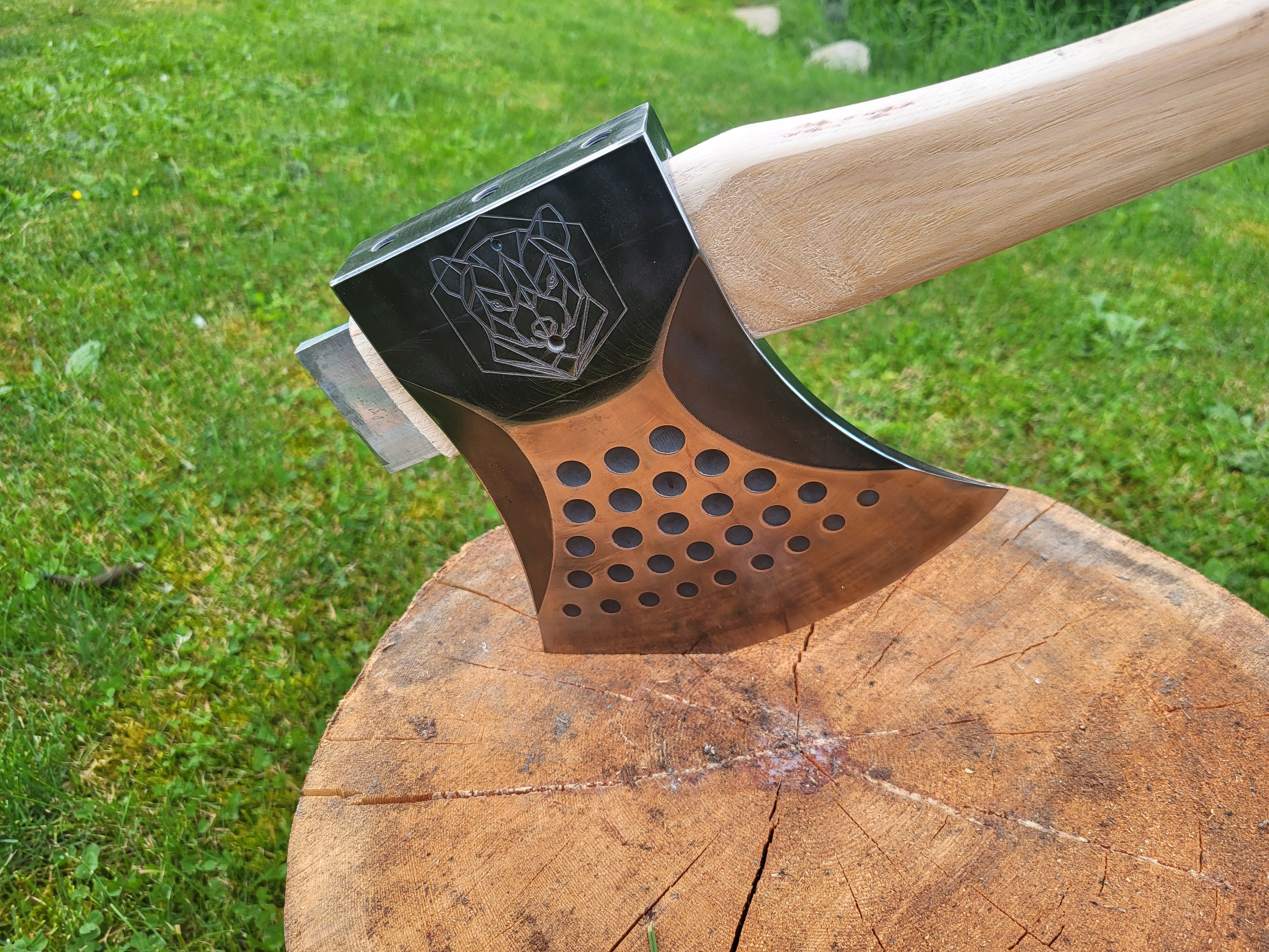 Racing Axe